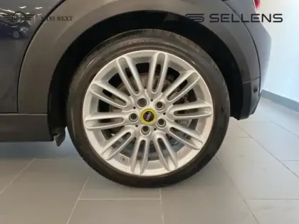 Photo 7 Mini Mini  Cooper SE 184ch Yours BVA 5CV