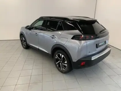 Photo 6 Peugeot 2008  e- 136ch GT