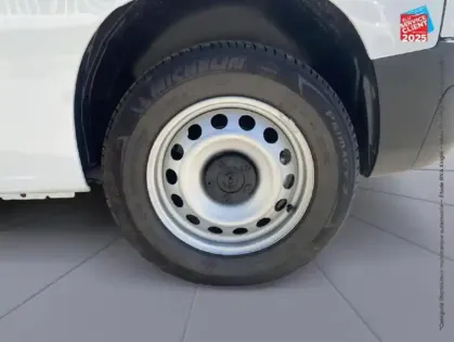 Photo 9 Opel Combo Cargo  M 800kg Electrique 136ch Batterie 54 kWh