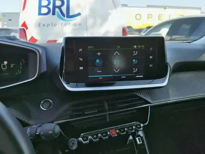 Photo 12 Peugeot 2008  Electrique 136 ch