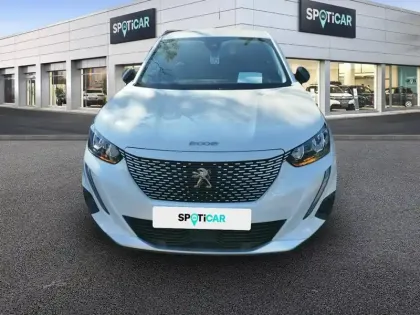 Photo 1 Peugeot 2008  Electrique 136 ch