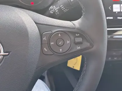 Photo 129 Opel Corsa  1.2 Turbo 100 ch BVM6