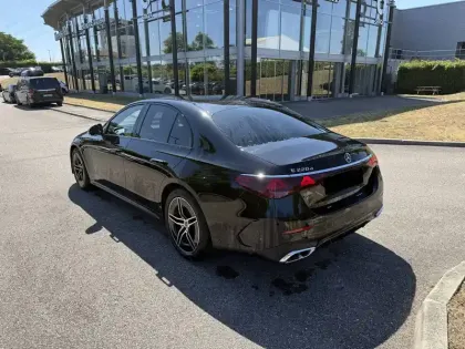 Photo 14 Mercedes Classe E  220 d 9G-Tronic