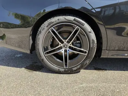 Photo 19 Mercedes Classe E  220 d 9G-Tronic