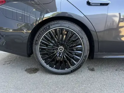 Photo 22 Mercedes Classe E  Break 300 e Hybrid EQ 9G-Tronic