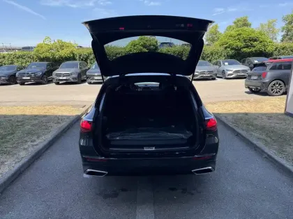 Photo 46 Mercedes Classe E  Break 300 e Hybrid EQ 9G-Tronic
