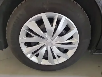 Photo 12 Peugeot 208  BlueHDi 100 S&S BVM6