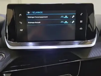 Photo 22 Peugeot 208  BlueHDi 100 S&S BVM6