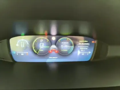 Photo 20 Peugeot 308  PHEV 180 e-EAT8 Allure Pack