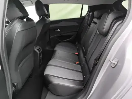 Photo 22 Peugeot 308  PHEV 180 e-EAT8 Allure Pack