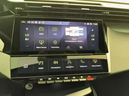 Photo 21 Peugeot 308  PHEV 180 e-EAT8 Allure Pack