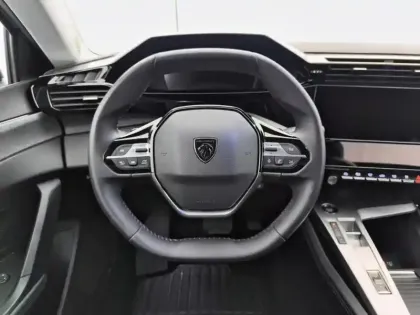 Photo 11 Peugeot 308  PHEV 180 e-EAT8 Allure Pack