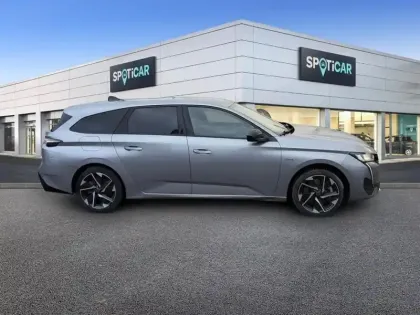 Photo 5 Peugeot 308  SW PHEV 180 e-EAT8 Allure Pack