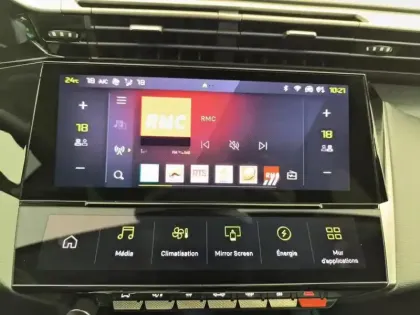 Photo 21 Peugeot 308  PHEV 180 e-EAT8 Allure Pack