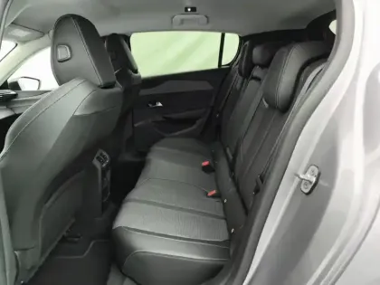 Photo 22 Peugeot 308  PHEV 180 e-EAT8 Allure Pack