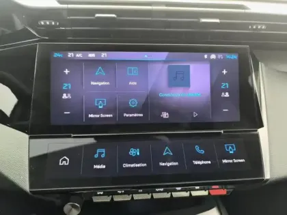 Photo 21 Peugeot 308  PHEV 180 e-EAT8 Allure Pack