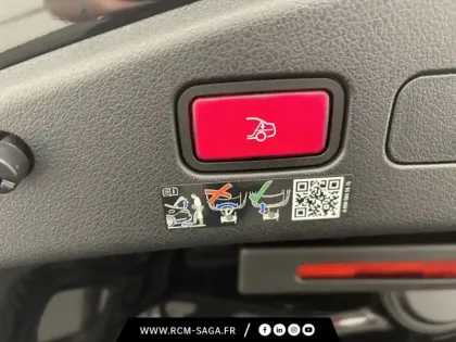 Photo 18 Mercedes CLE Cabriolet 220 d AMG Line C