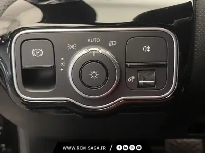 Photo 11 Mercedes Classe A 180 d Progressive Line