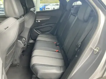 Photo 8 Peugeot 3008 1.5 BlueHDi 130ch S&amp;S Allure Pack