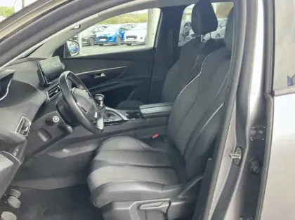 Photo 9 Peugeot 3008 1.5 BlueHDi 130ch S&amp;S Allure Pack