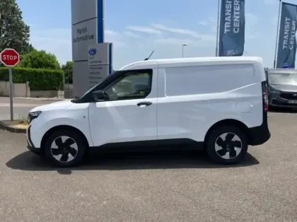 Photo 45 Ford Transit Courier Gén. II Ph1 Trend 2