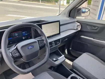 Photo 27 Ford Transit Courier Gén. II Ph1 Trend 2