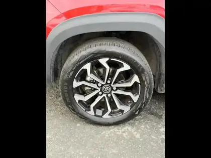 Photo 18 Toyota Yaris  Cross 116h Design MC24