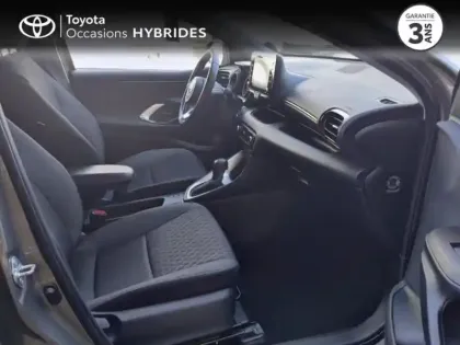 Photo 5 Toyota Yaris  116h Design 5p MY22