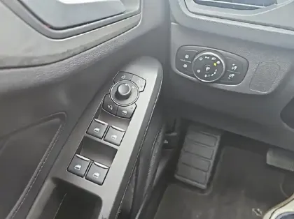 Photo 5 Ford Focus SW 1.0 Flexifuel mHEV 125ch Titanium X Business Powershift