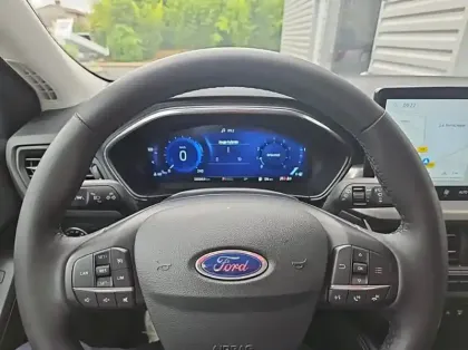 Photo 6 Ford Focus SW 1.0 Flexifuel mHEV 125ch Titanium X Business Powershift