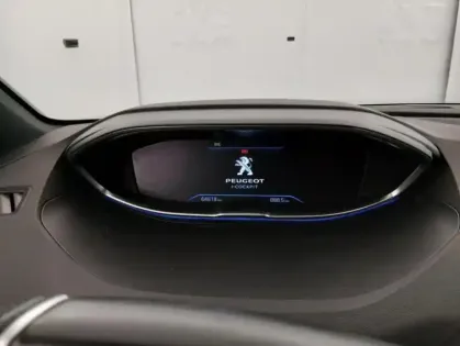 Photo 13 Peugeot 5008 BlueHDi 130ch S&S EAT8 GT Line