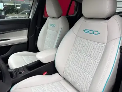 Photo 8 Fiat 600  1.2 Hybrid 100ch La Prima DCT6