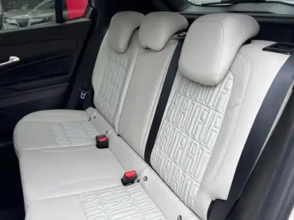 Photo 9 Fiat 600  1.2 Hybrid 100ch La Prima DCT6