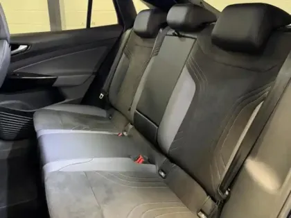 Photo 9 Volkswagen Id.5  286ch Pro 77kWh Life Max