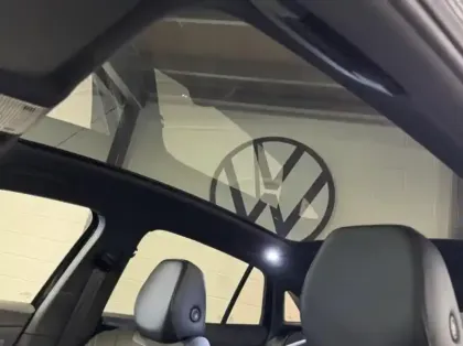 Photo 6 Volkswagen Id.5  286ch Pro 77kWh Life Max