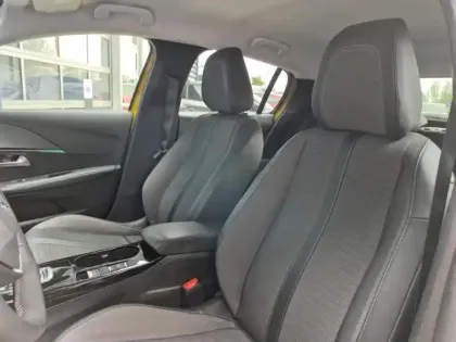 Photo 7 Peugeot 208  e- 136ch Allure