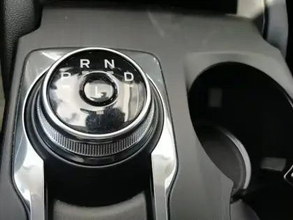 Photo 6 Ford Kuga  2.5 Duratec 190ch FHEV Titanium BVA i-AWD