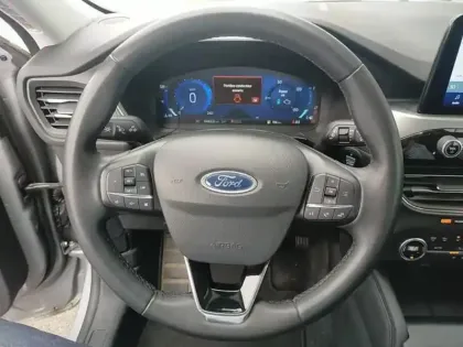 Photo 7 Ford Kuga  2.5 Duratec 190ch FHEV E85 Titanium BVA