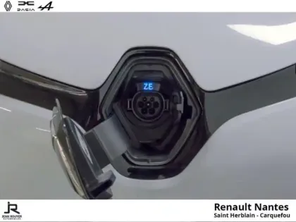 Photo 8 Renault Zoé Zoe Life charge normale R90 Achat Intégral MY19