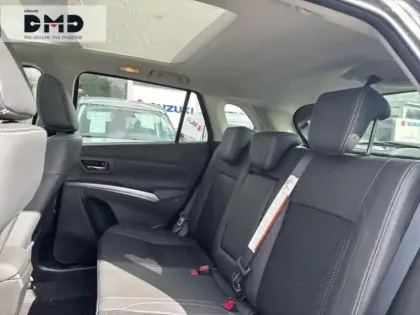 Photo 9 Suzuki S-cross  1.5 Dualjet Hybrid 115ch Style Auto MY24