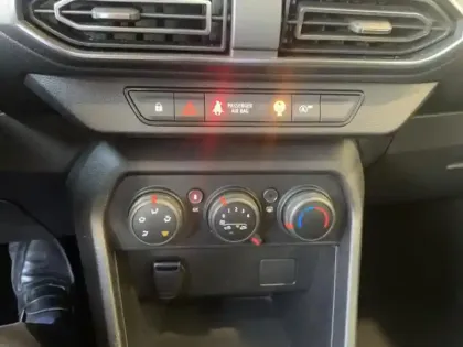 Photo 12 Dacia Sandero  1.0 SCe 65ch Confort -22