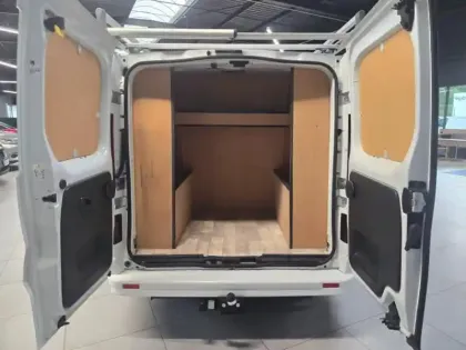 Photo 11 Renault Trafic  Fg L1H1 2T8 2.0 Blue dCi 110ch Confort E6E