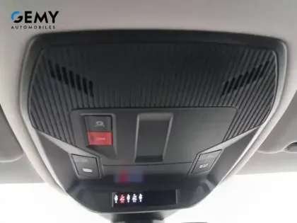 Photo 16 Peugeot 308  PureTech 130ch S&S EAT8