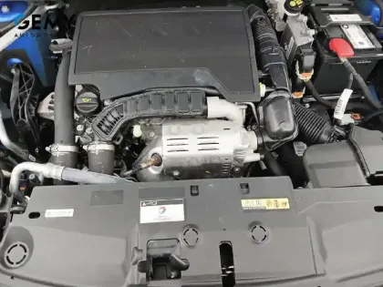 Photo 11 Peugeot 308  PureTech 130ch S&S EAT8