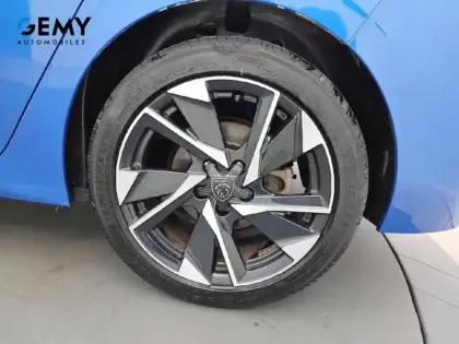 Photo 10 Peugeot 308  PureTech 130ch S&S EAT8