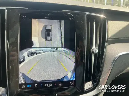 Photo 28 Volvo V60  B4 197 ch DCT7