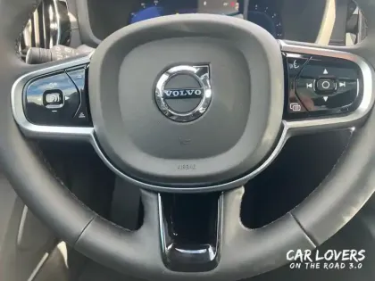 Photo 18 Volvo V60  B4 197 ch DCT7