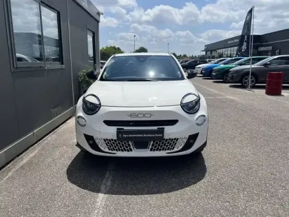 Photo 35 Fiat 600 e 54 kWh 156 ch