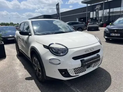 Photo 66 Fiat 600 e 54 kWh 156 ch