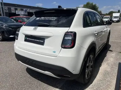 Photo 32 Fiat 600 e 54 kWh 156 ch